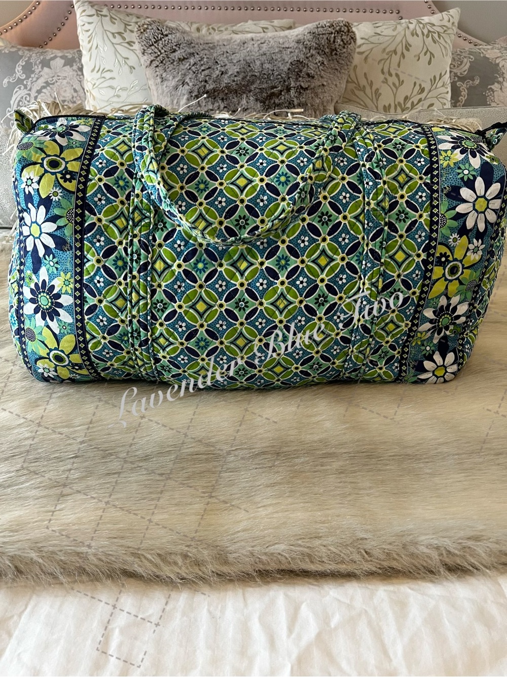 VERA BRADLEY Daisy Daisy 2008 L Duffle Bag Handles Zip Top Green Blue Floral Y2K